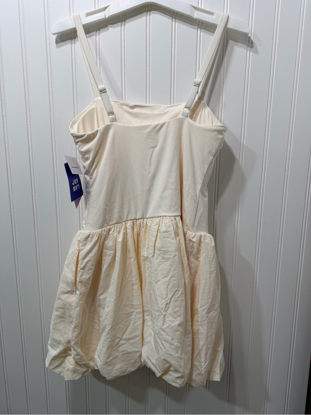 JoyLab Cream Bubble Hem active Dress with Adjustable Straps size S - Picture 2 of 8